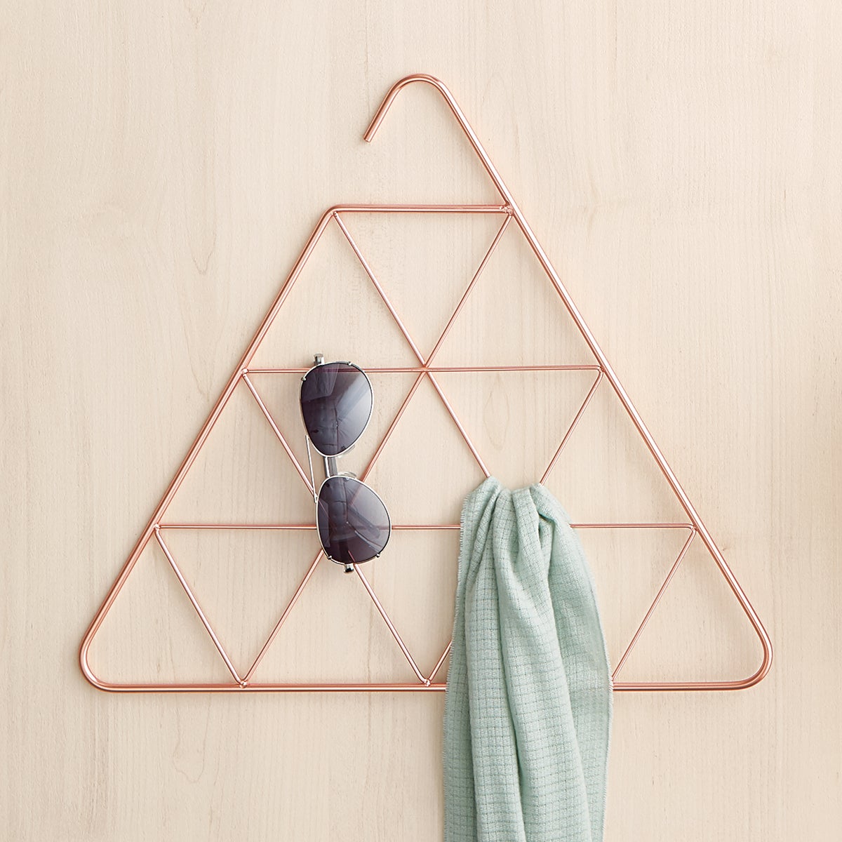 Umbra Triangle Pendant Scarf Organizer