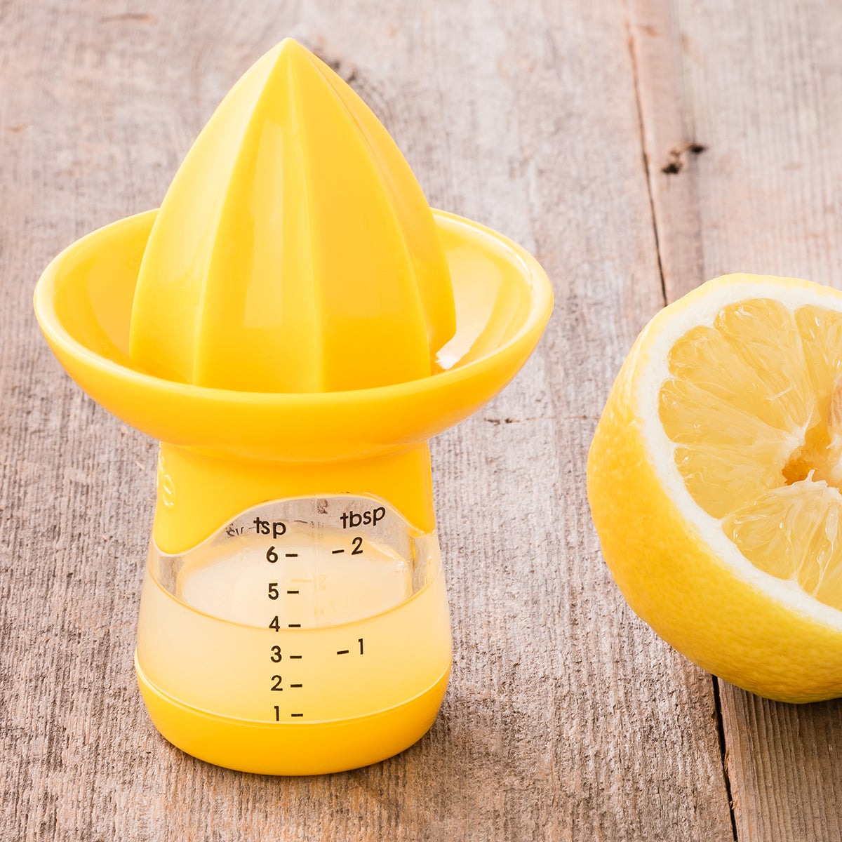 1 oz. Lemon Juicer The Container Store