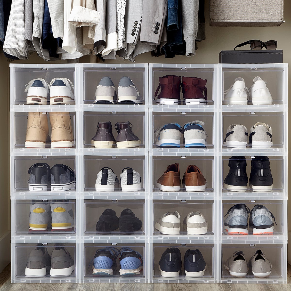 CL 18 Closet His Details RGB%2044