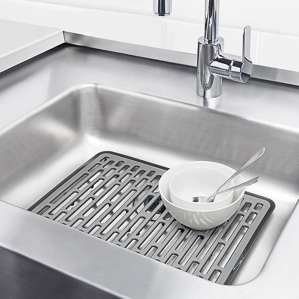 https://www.containerstore.com/catalogimages/342605/10073615-oxo-sink-mat-grey-large-VEN.jpg?width=600&height=600&align=center