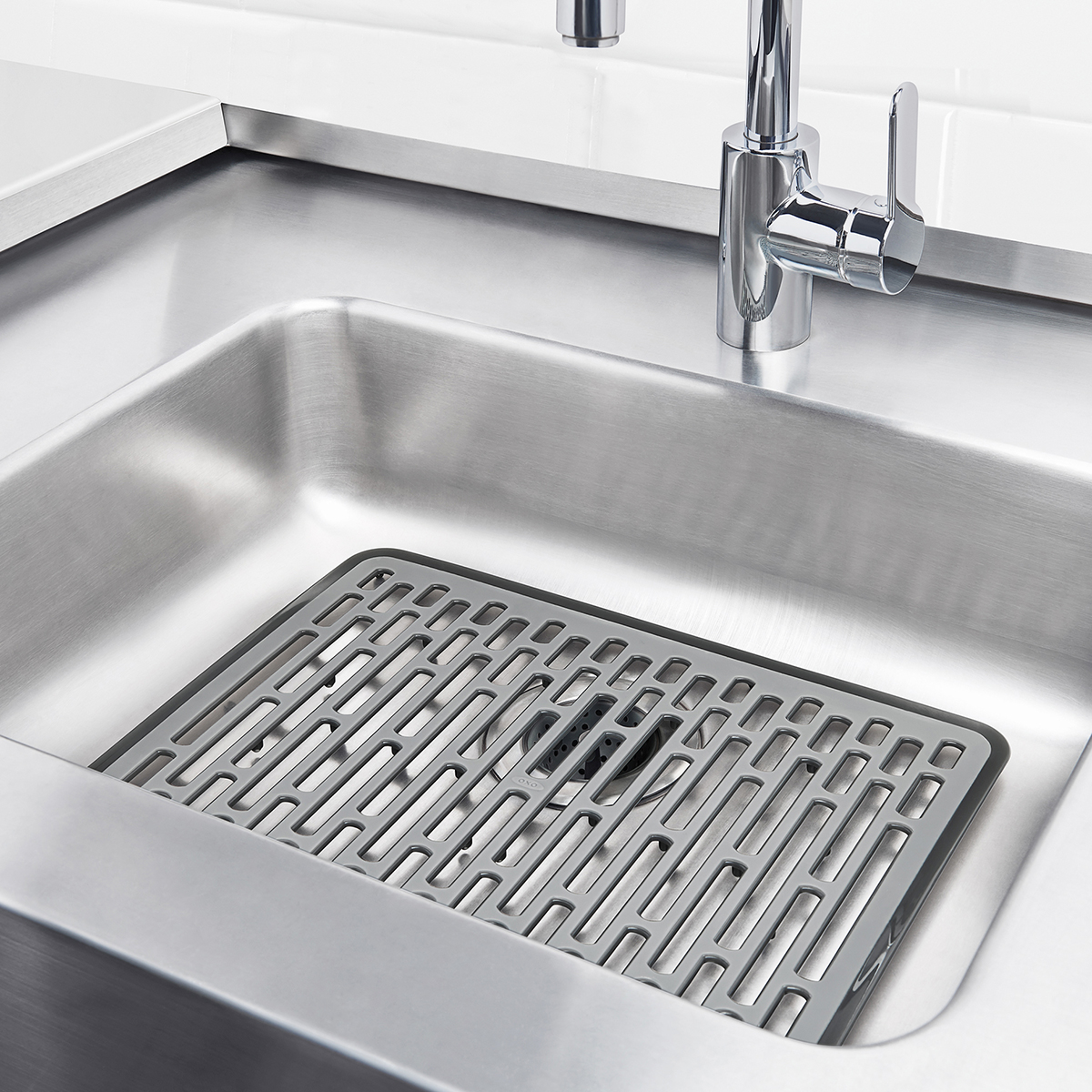 https://www.containerstore.com/catalogimages/342607/10073615-oxo-sink-mat-grey-large-VEN.jpg