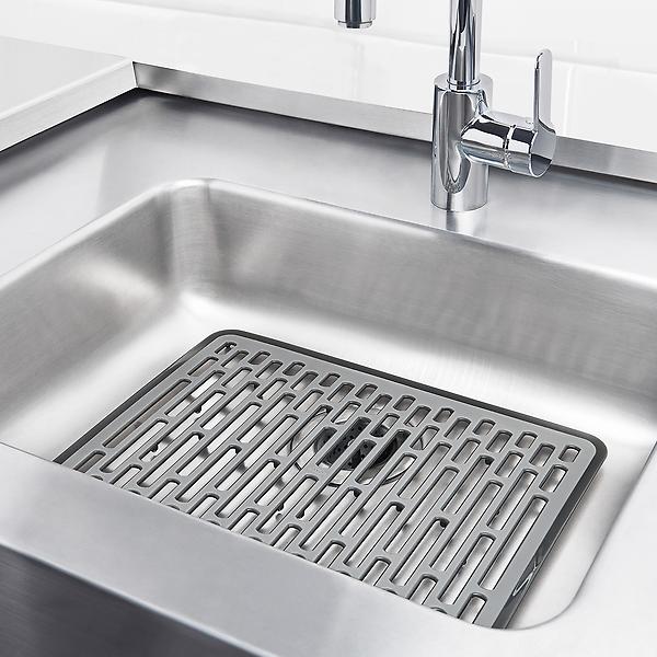 https://www.containerstore.com/catalogimages/342607/10073615-oxo-sink-mat-grey-large-VEN.jpg?width=600&height=600&align=center