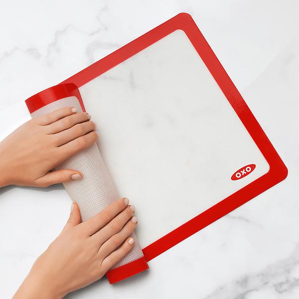 https://www.containerstore.com/catalogimages/350671/10076043-OXO-Silicone-Baking-Mat-VEN.jpg?width=600&height=600&align=center