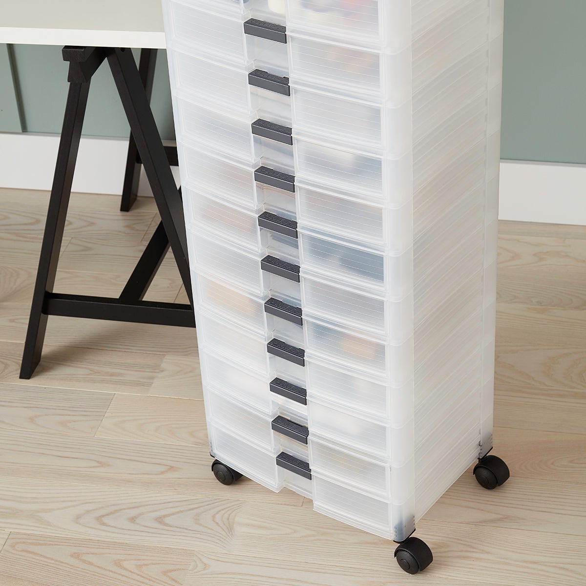 12-Drawer Storage Chest