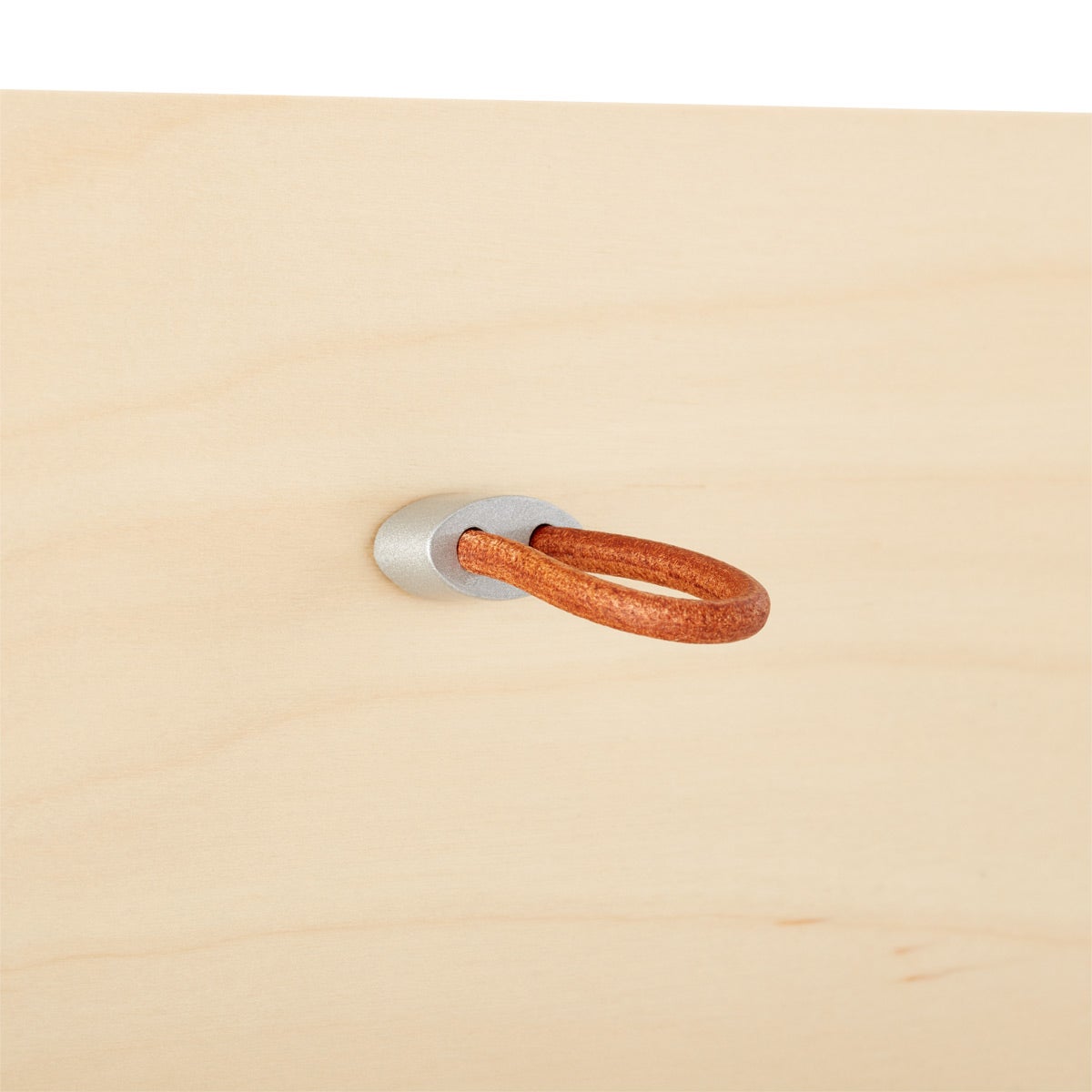 Elfa Décor Brown Leather Pull