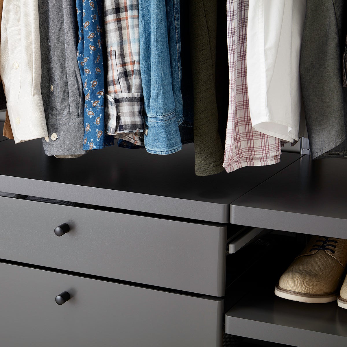 Elfa Decor 8 Grey Platinum Reach In Closet The Container Store