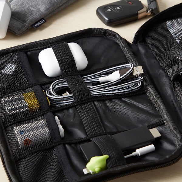 Tech Cord Organizing Pocket