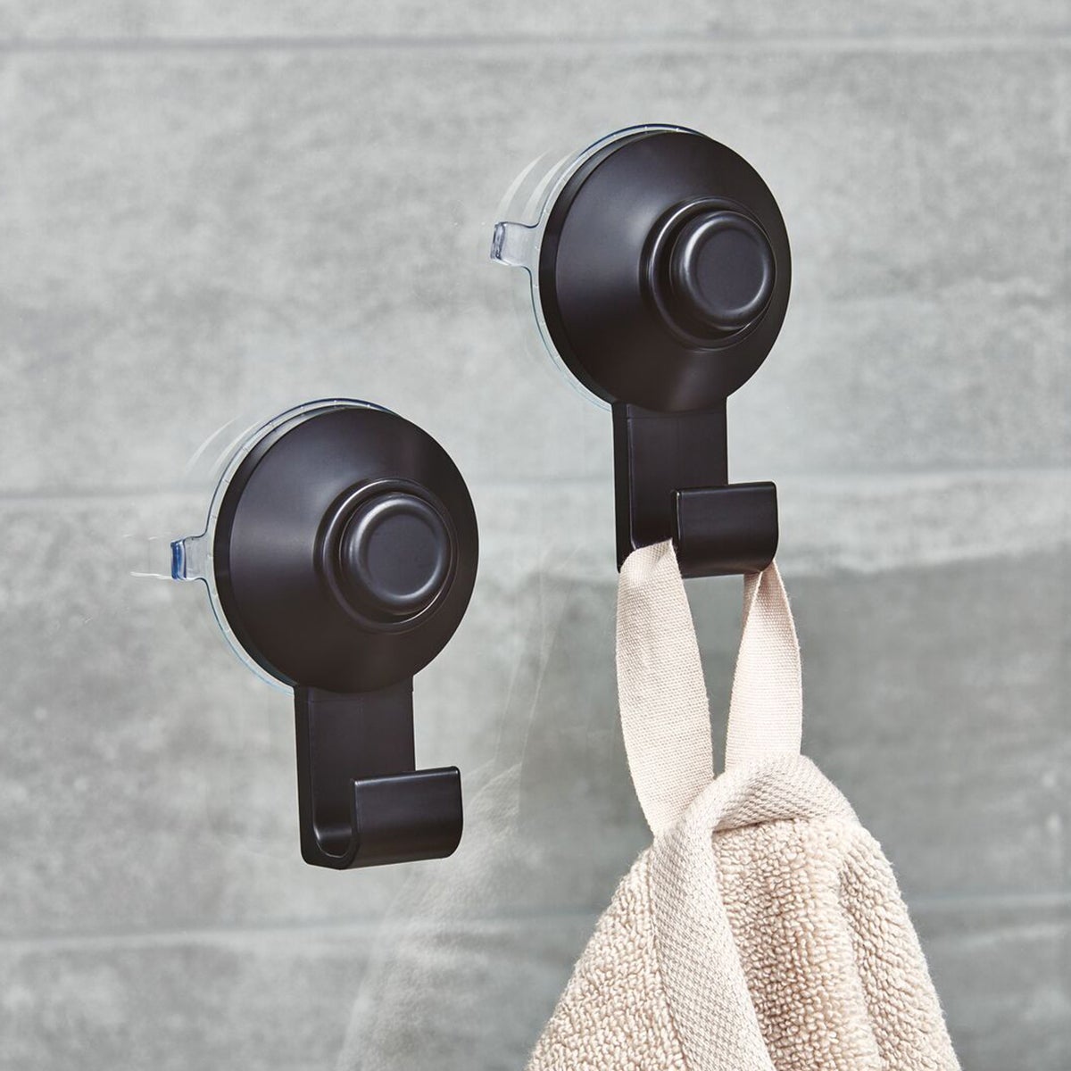 iDesign Everett Matte Black Push Lock Suction Shower Hook The