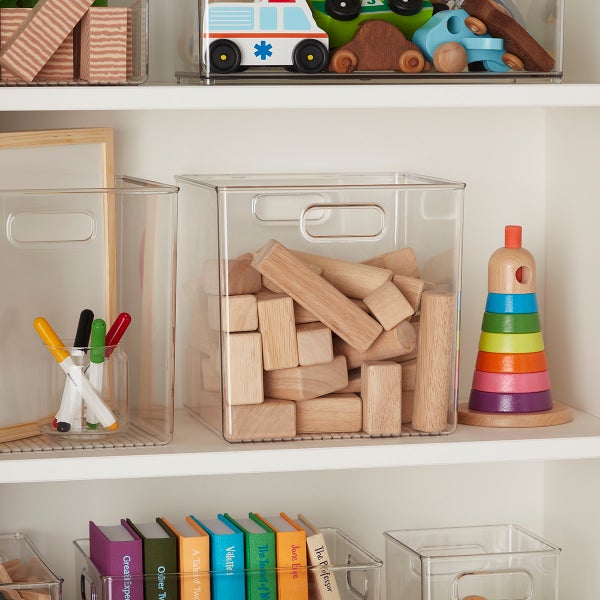 https://www.containerstore.com/catalogimages/388202/SU_20_Linus_Details_18_RGB.jpg?width=600&height=600&align=center