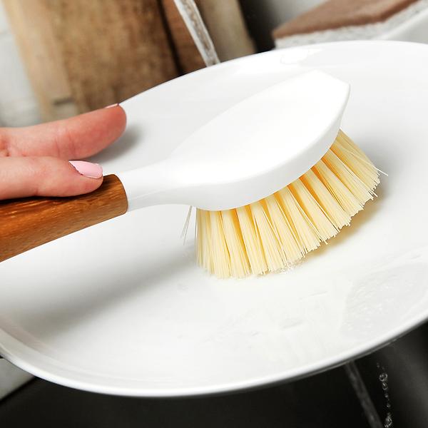 Round Everyday Dish Brush