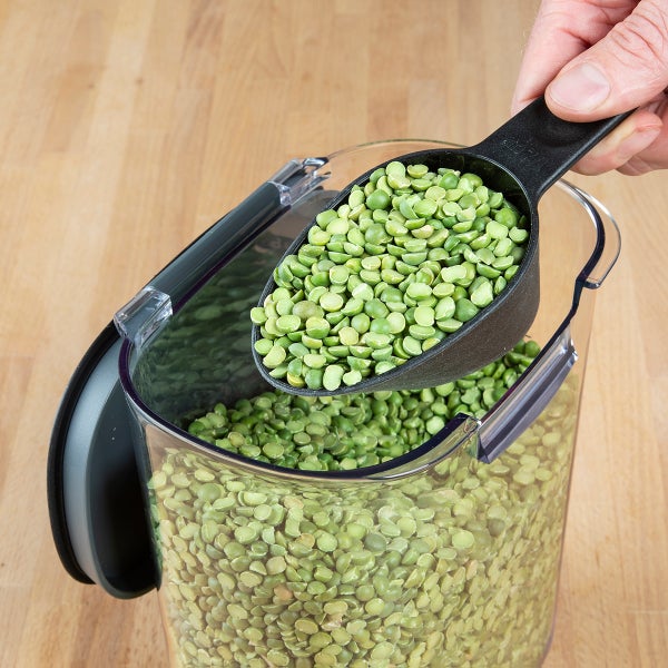 Progressive ProKeeper 2.4 qt. Grain Container with Scoop