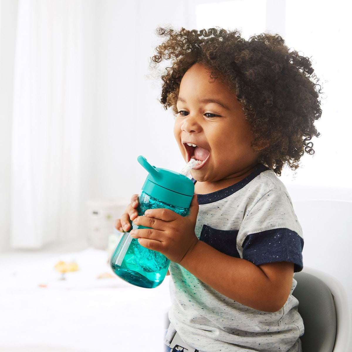 https://www.containerstore.com/catalogimages/407494/10083009-Tot-Adventure-Bottle-Teal-V.jpg