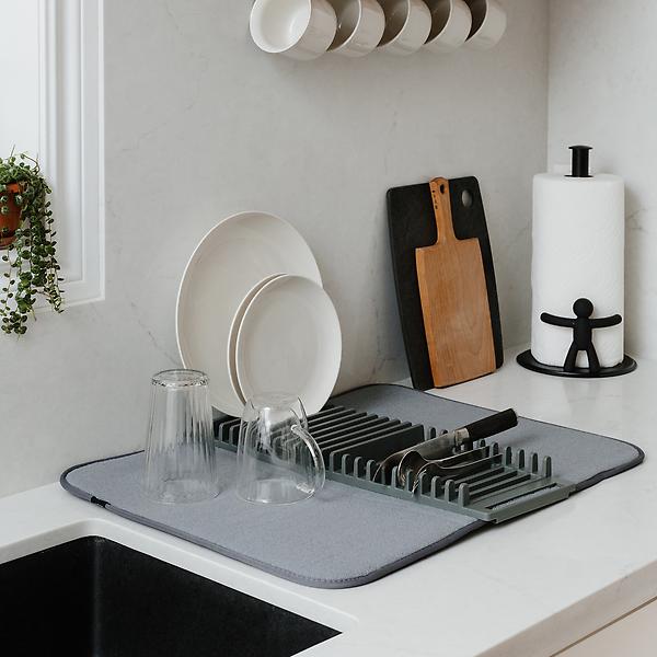 https://www.containerstore.com/catalogimages/412603/10074439-Umbra-Dish-Drying-Rack-VEN7.jpg?width=600&height=600&align=center