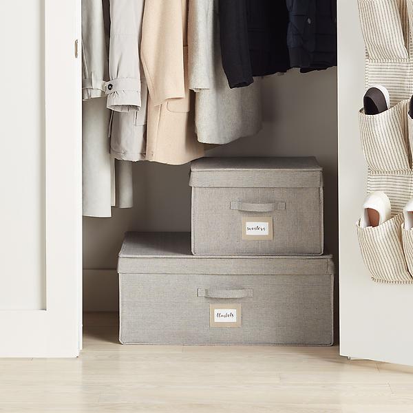 https://www.containerstore.com/catalogimages/413144/10082045g-storage-box-with-vacuum-ba.jpg?width=600&height=600&align=center