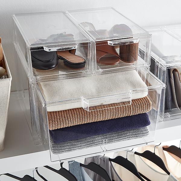 https://www.containerstore.com/catalogimages/413459/CL_20_Non-Slip-Rubberized-Suit-Hange.jpg?width=600&height=600&align=center