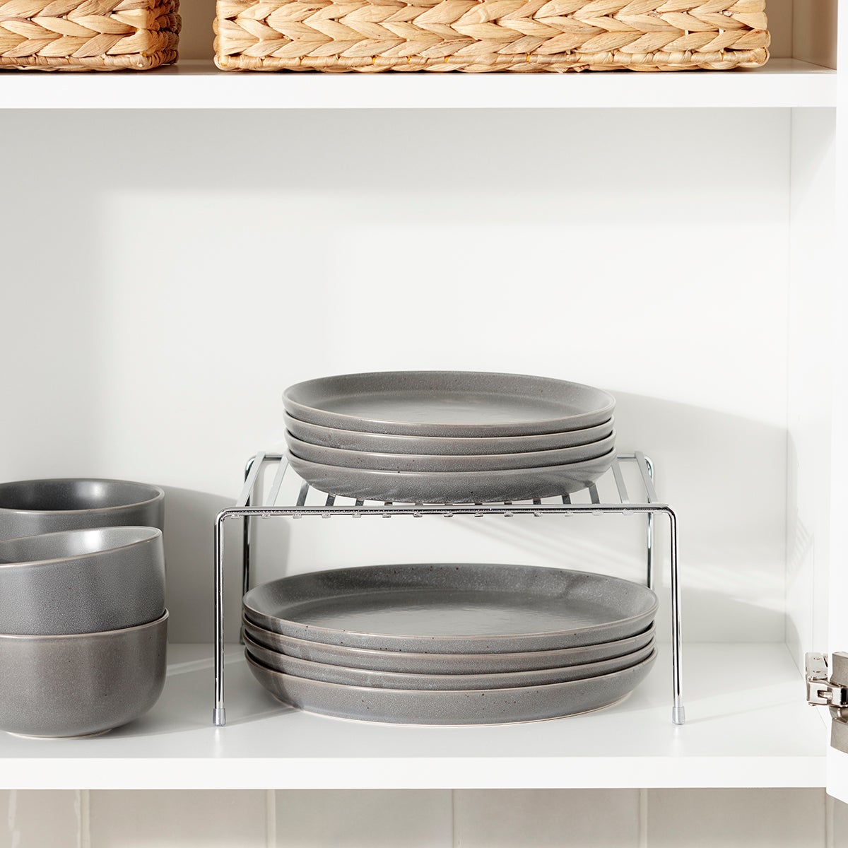 https://www.containerstore.com/catalogimages/419339/10032848_DinnerPlateShelf-Chrome_PVL.jpg