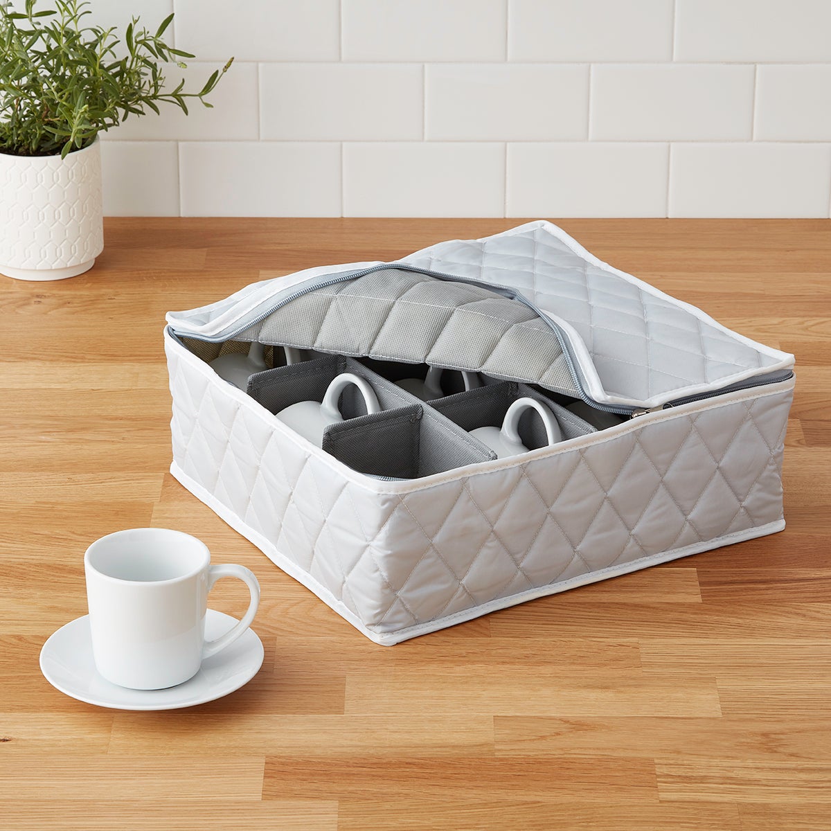 4-Piece Grey Quilted Plate & China Storage Cases