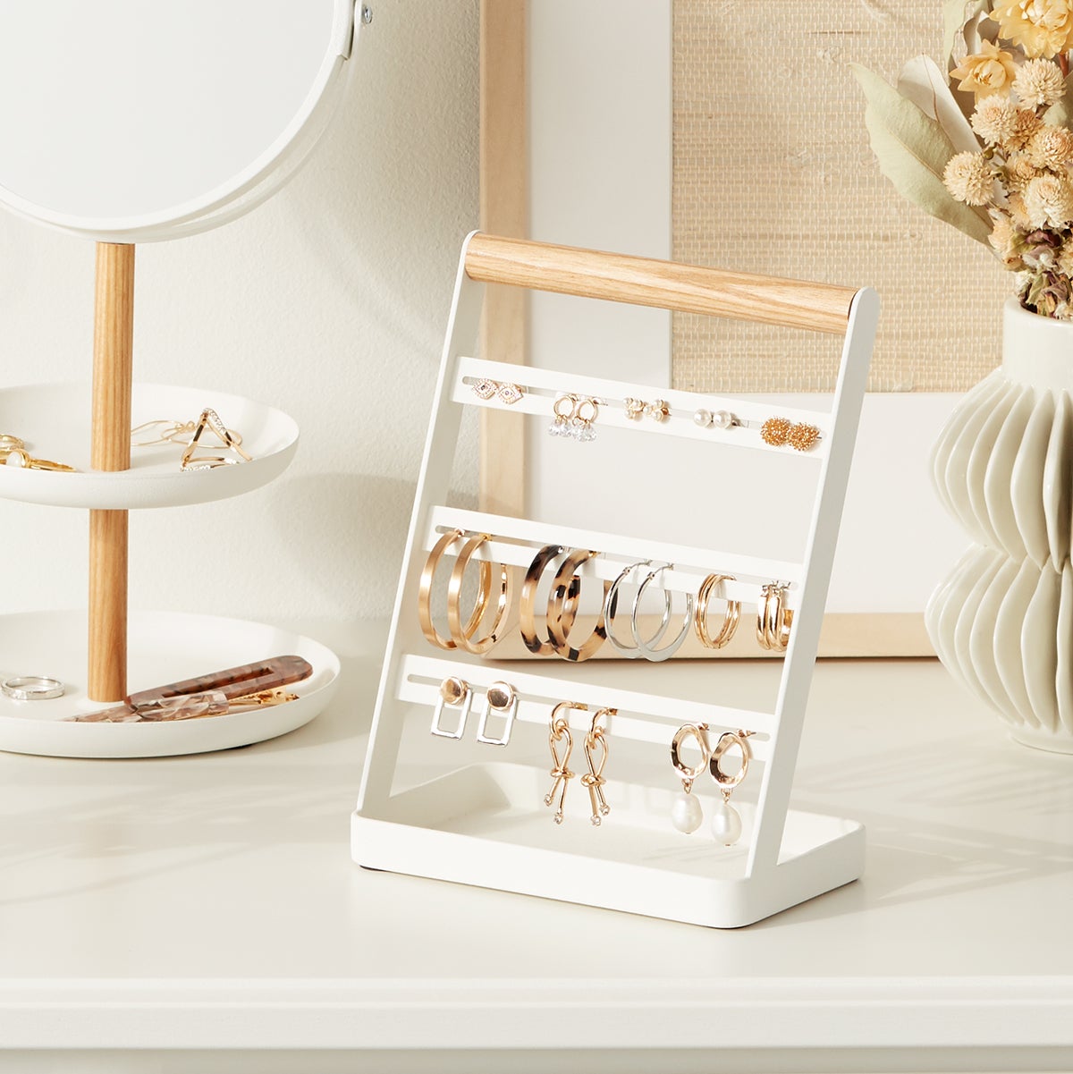 How To Organize Your Jewelry - Jewelry Organization Ideas