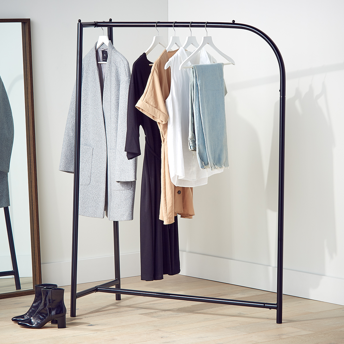 BOFENG Metal Garment Rack Industrial Free-Standing Clothes Rack With ...