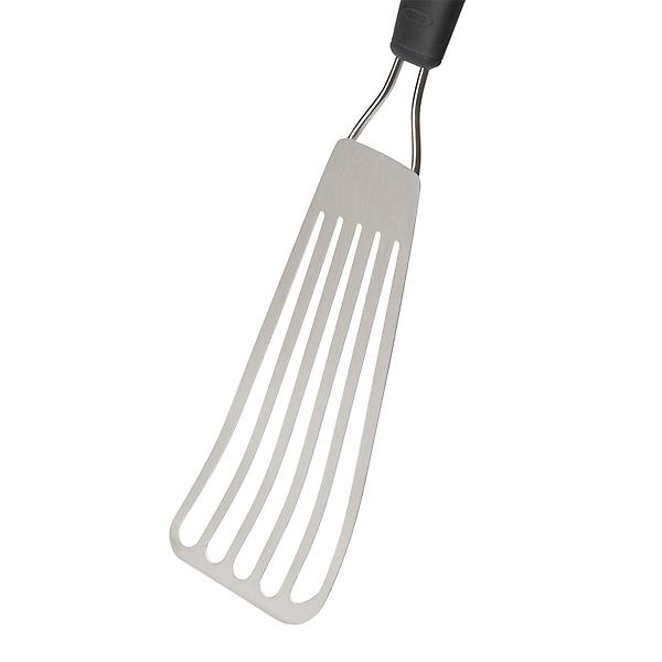 https://www.containerstore.com/catalogimages/427773/10086159-OXO-Fish-Turner-VEN6.jpg?width=600&height=600&align=center