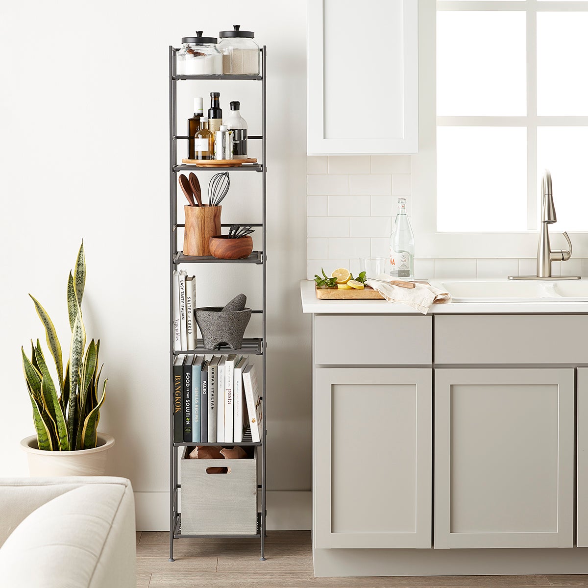 6 Genius Medicine Cabinet Storage Products​