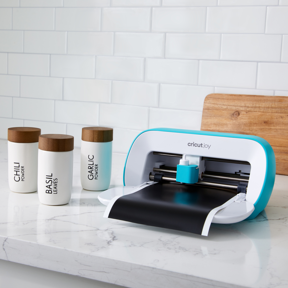 Curious about Cricut Joy? Discover the complete starter kit! 