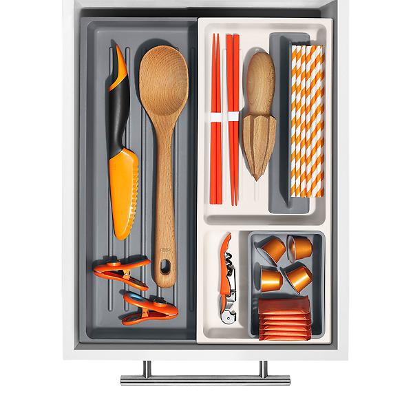 https://www.containerstore.com/catalogimages/443094/10088254-OXO-Expandable-Tool-Drawer-.jpg?width=600&height=600&align=center