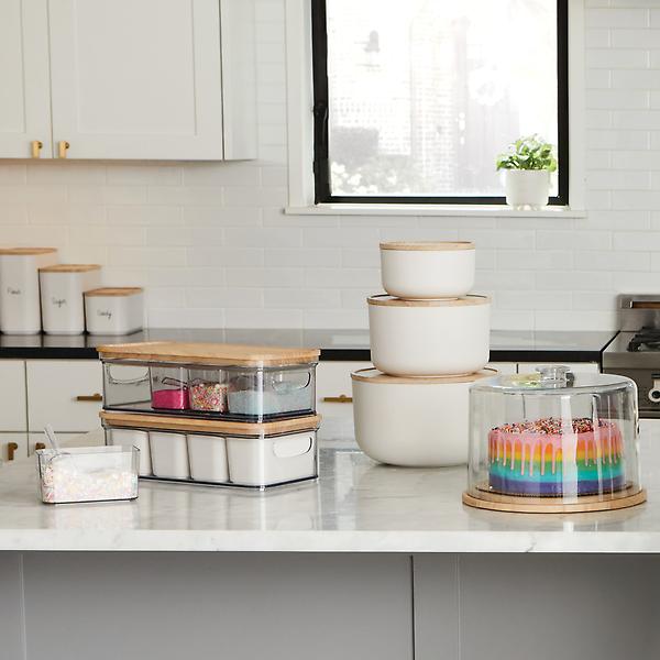 https://www.containerstore.com/catalogimages/452512/RosannaPansino_Baking_716-v2.jpg?width=600&height=600&align=center