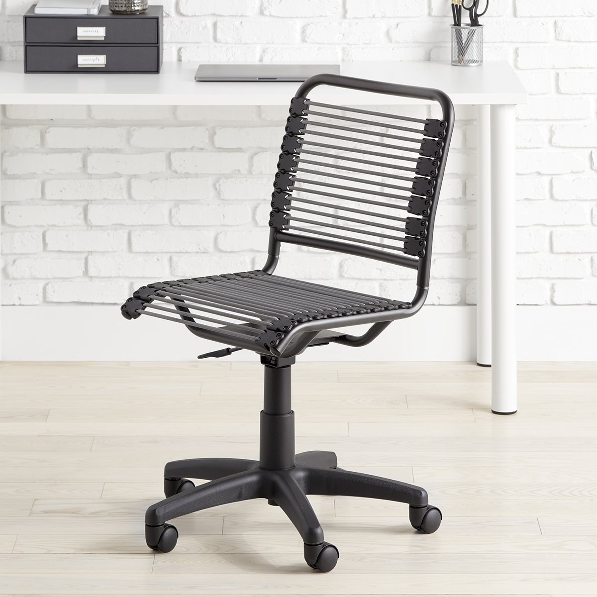 https://www.containerstore.com/catalogimages/458043/10078180-flat-bungee-office-chair-g.jpeg