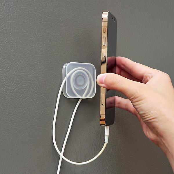 https://www.containerstore.com/catalogimages/458700/10090107-cord-wrap-and-phone-holder-.jpg?width=600&height=600&align=center
