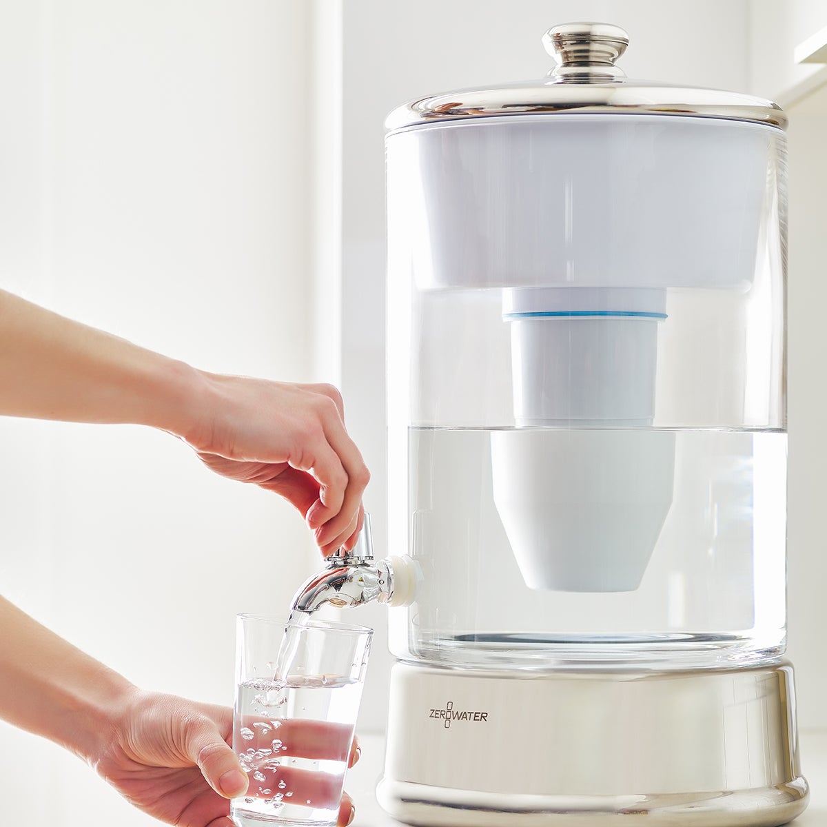 Glass Water Dispenser