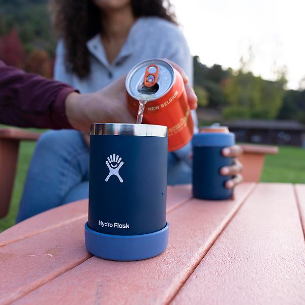 https://www.containerstore.com/catalogimages/482052/10093315-hydroflask-ven.jpg?width=600&height=600&align=center