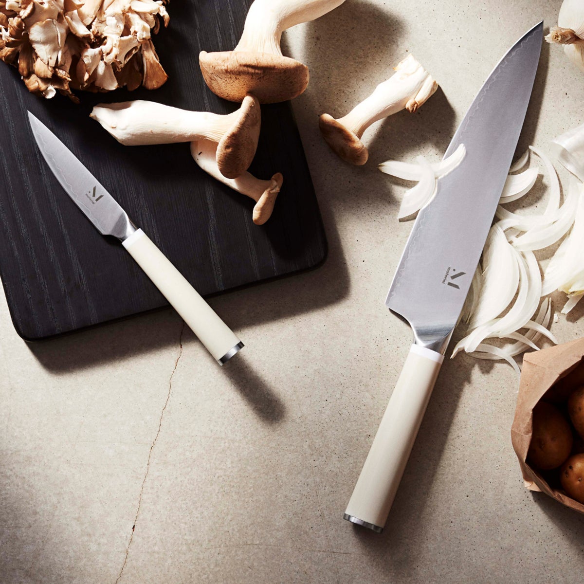 material The Trio of Knives