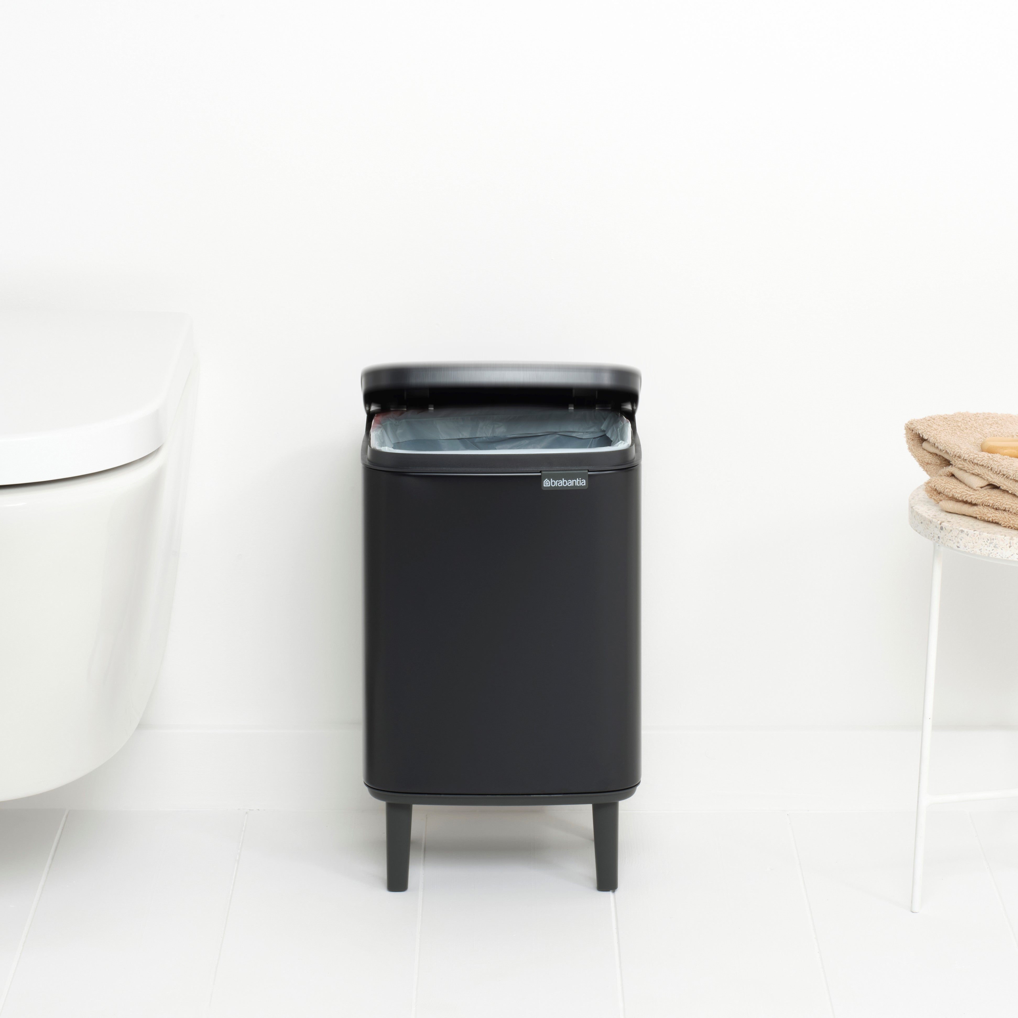 Brabantia on sale trash can