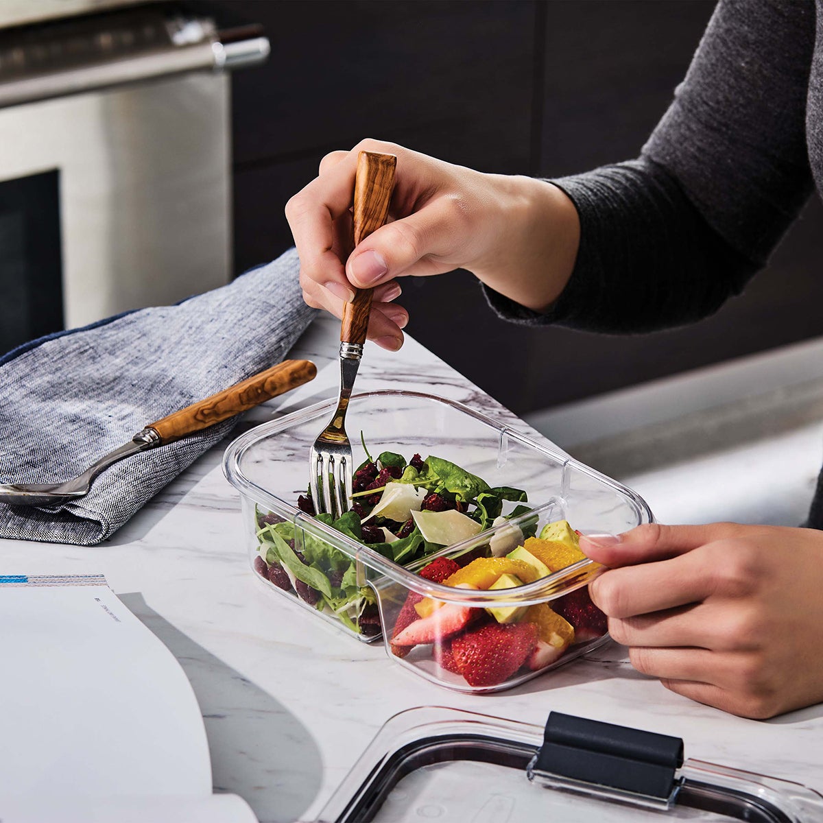 Rubbermaid Brilliance Divided Meal Prep Container The Container Store