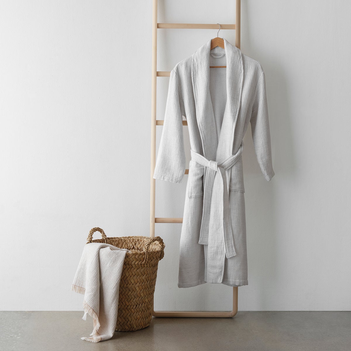 Bathrobe rack cheap