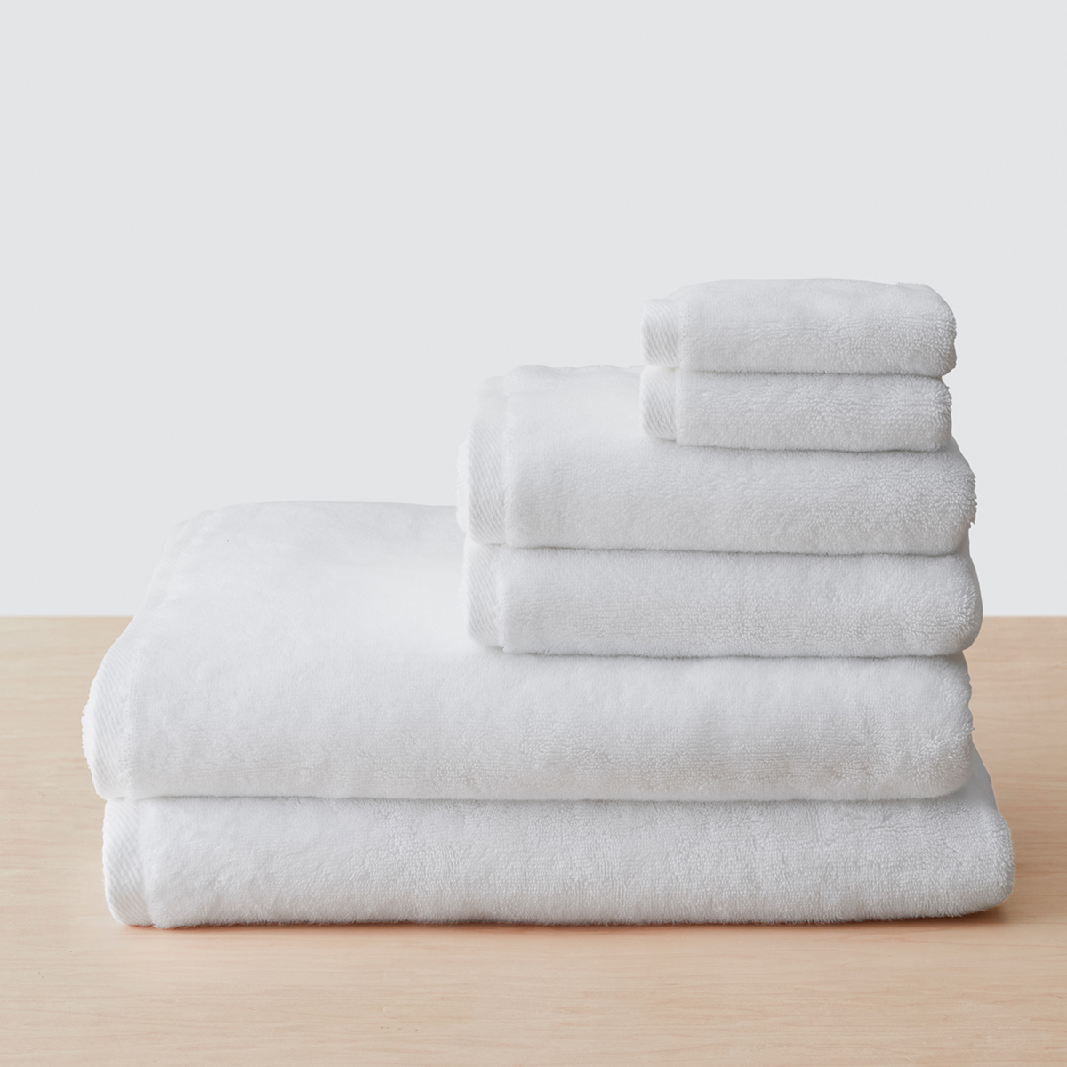 https://www.containerstore.com/catalogimages/502613/10096019-Organic_Plush_Bath_Towel_Wh.jpg