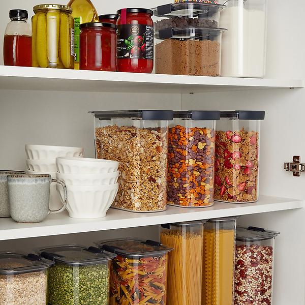 Rubbermaid Brilliance Pantry 3-Piece Set, Clear and Airtight Food