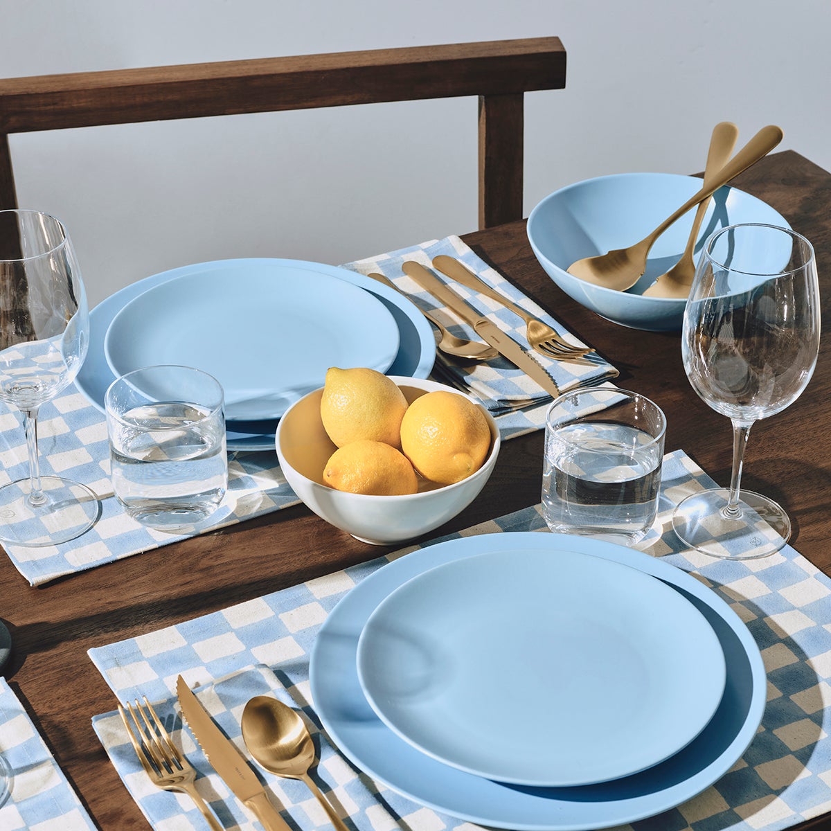 Year & Day Ceramic Dinnerware Set