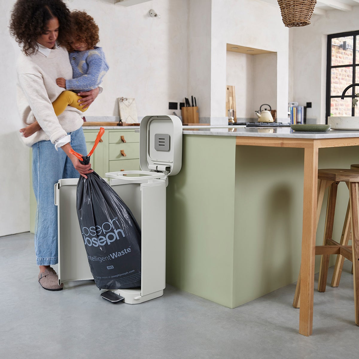 Joseph Joseph Porta 40L Easy-Empty Step Trash Can | The Container