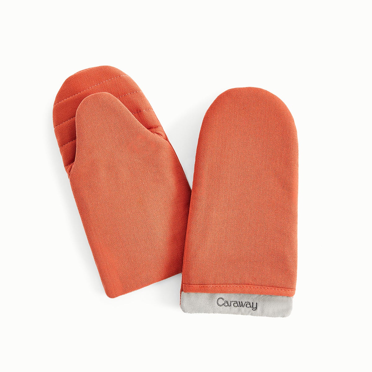 Caraway Home Oven Mitt Set - Thumbnail 2