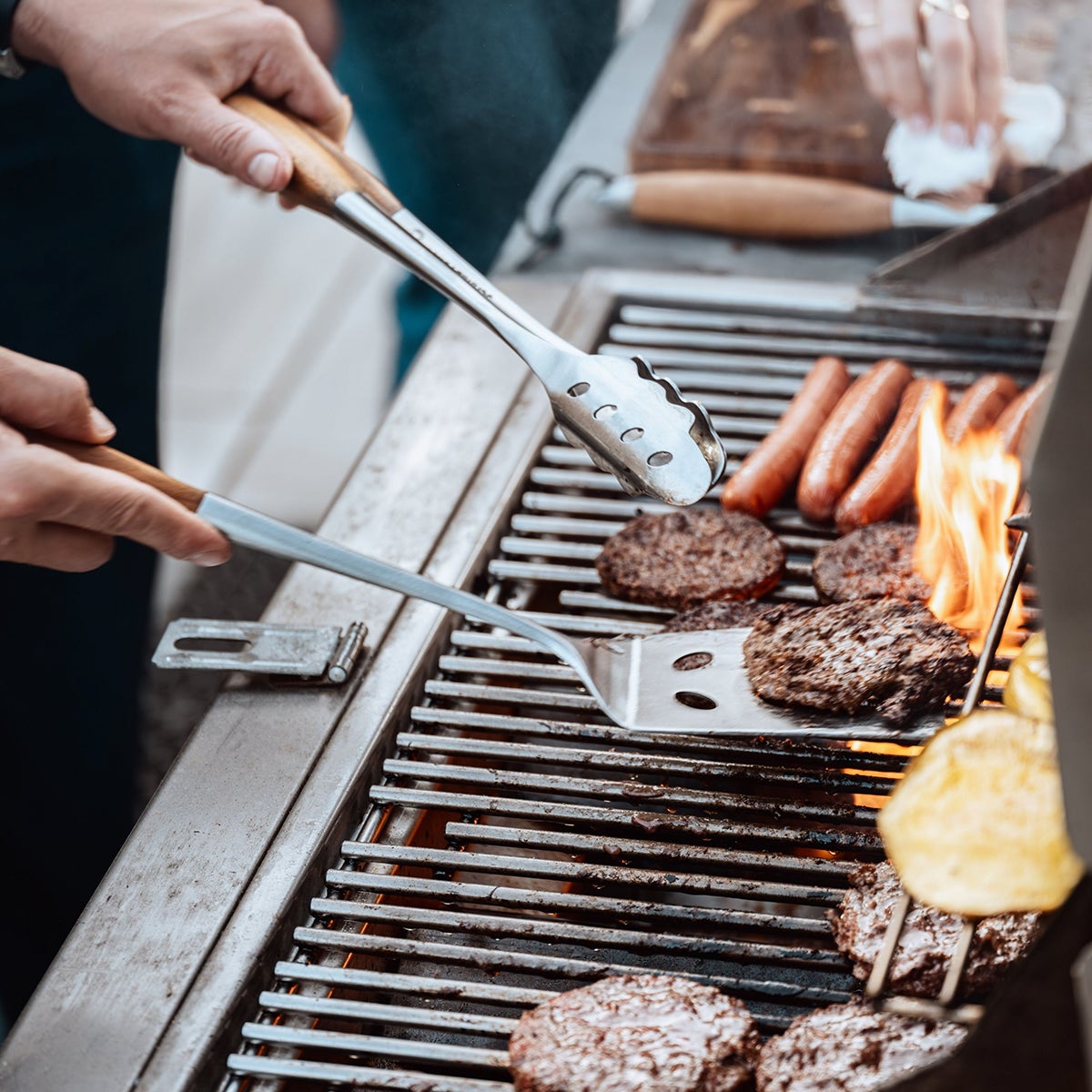 Schmidt Brothers Cutlery Bonded Teak Grill Set - Thumbnail 5