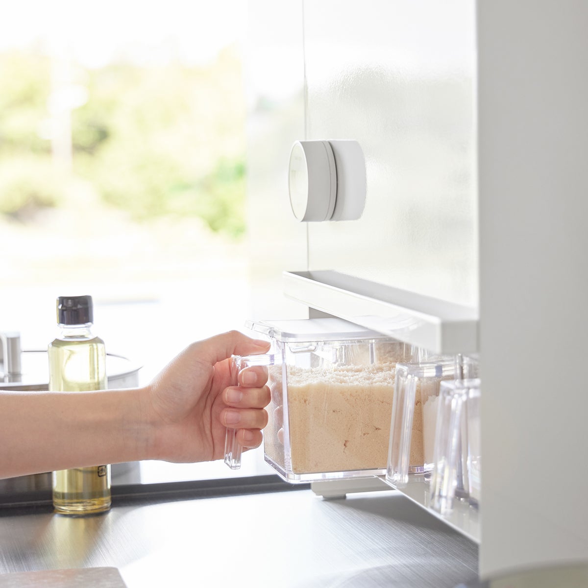 Concealable Spice Rack - Thumbnail 3