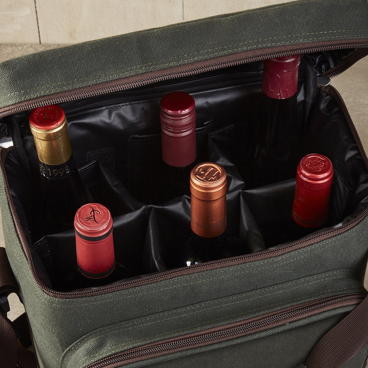 Wine Enthusiast Weekend Wine Bag - Thumbnail 3